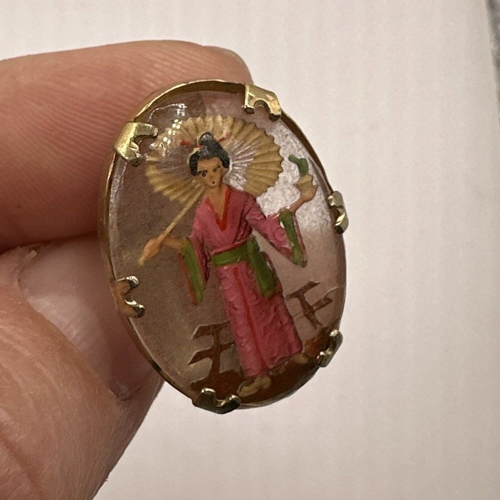 Vintage Geisha Earrings Clip On Twist On Hand Painted Gold Oval Earrings - Picture 1 of 9